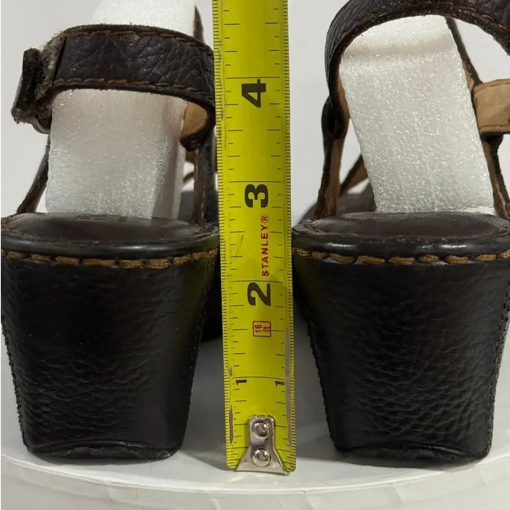 Born leather wedge